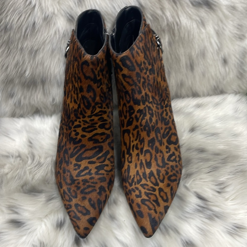 Naturalizer Women's Leopard Print Ankle Heeled Booties (SZ 9) NWOB - Picture 5 of 12